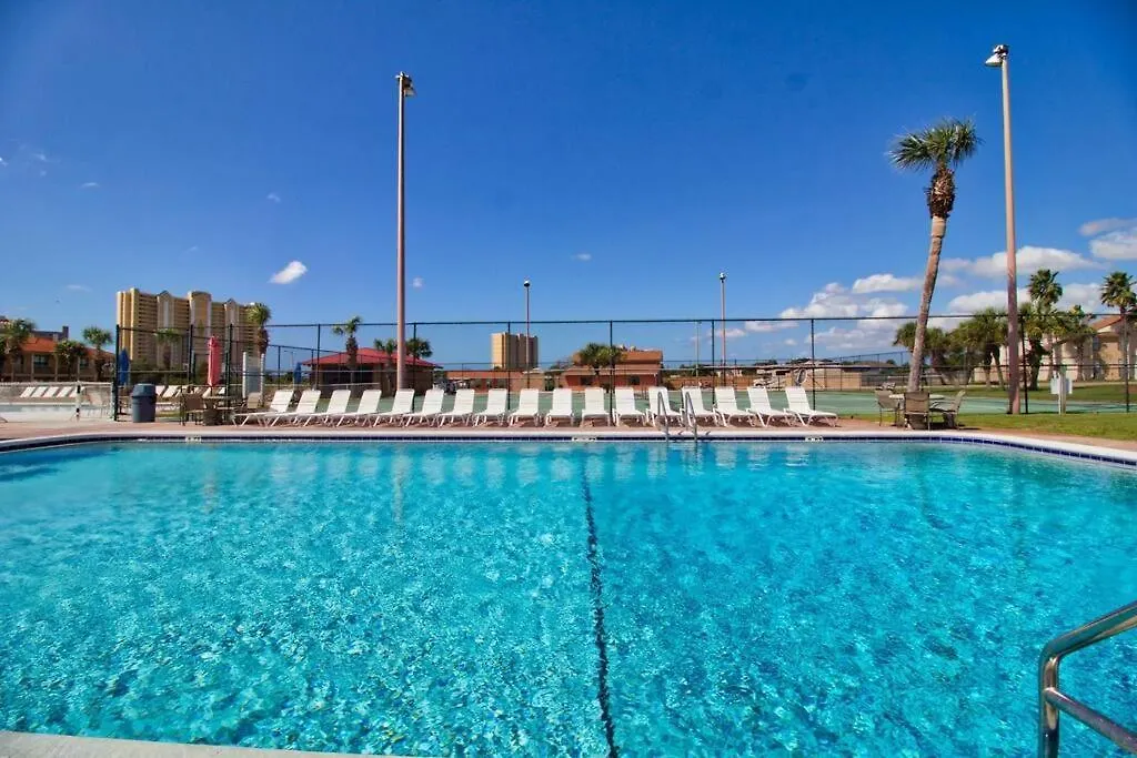 Renovated Townhome 5 Mins Walk To Beach Panama City Beach 0*,  Amerikai Egyesült Államok