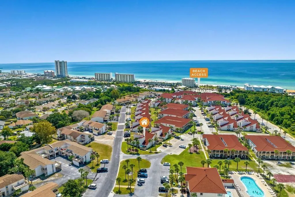 Renovated Townhome 5 Mins Walk To Beach Panama City Beach