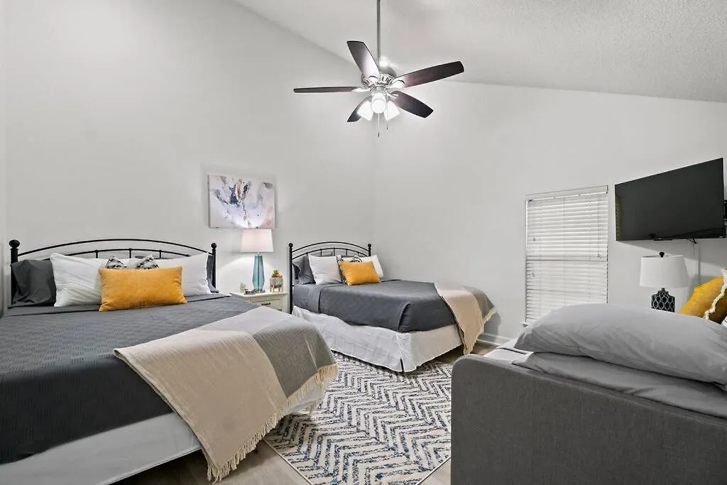 Renovated Townhome 5 Mins Walk To Beach Panama City Beach