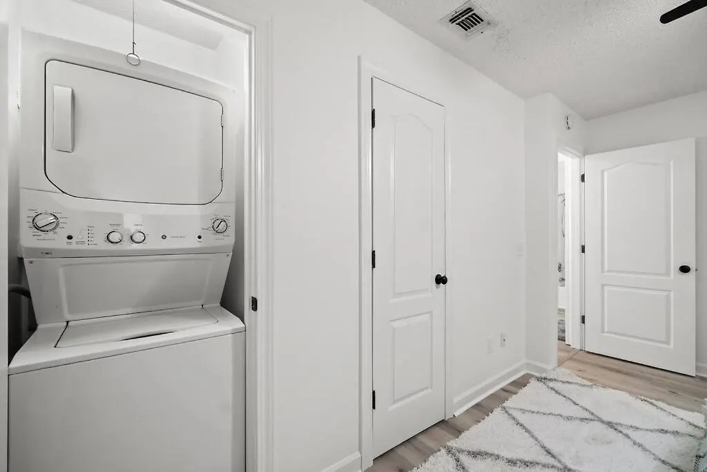Renovated Townhome 5 Mins Walk To Beach Panama City Beach
