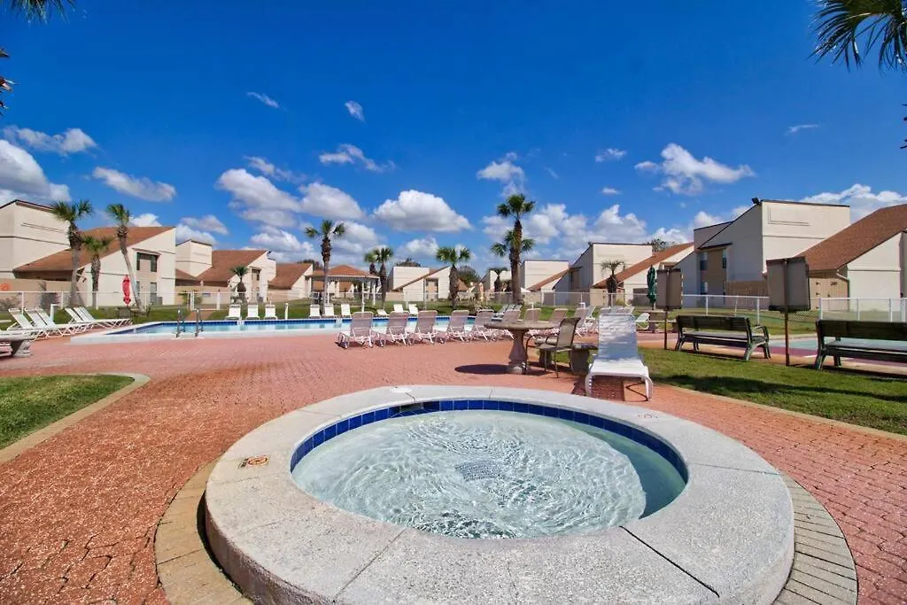 Renovated Townhome 5 Mins Walk To Beach Panama City Beach 0*,  Amerikai Egyesült Államok