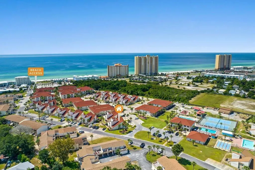 Renovated Townhome 5 Mins Walk To Beach Panama City Beach Holiday home